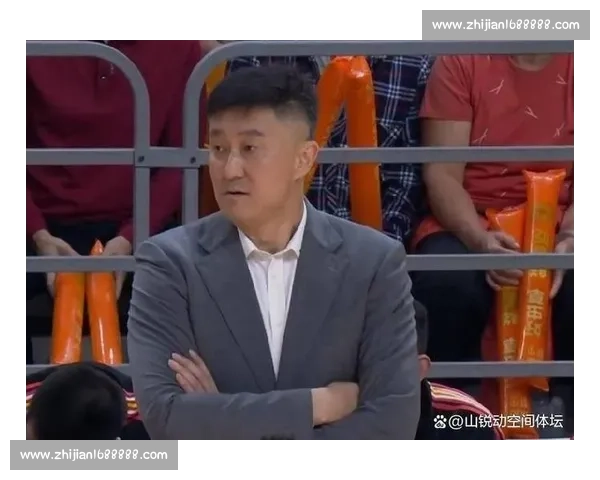 杜锋vs阿日冲突再起场边对峙引热议裁判尺度成焦点联赛风波持续发酵 杜锋vs阿日冲突再起场边对峙引热议裁判尺度成焦点联赛风波持续发酵